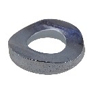 Halvrund skive i galvaniseret stål – Ø 13 mm, ca. 25 mm udvendig diameter, vinkelperspektiv.