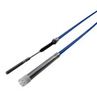 Bowdenzug Edelstahl – Frontansicht mit blauem Gummi und verstellbarem Endstück