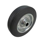 Vinkelvy av massivt gummihjul – 200 x 45 mm med metallfälg och fyra monteringshål på en vit bakgrund.
