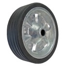 Massief rubber wiel – 200 x 50 mm – zwarte kleur met verzinkte metalen rand en 5 montagegaten.