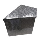 Aluminium drawbar box – front view featuring a V-shape design and checkered pattern in silver color.