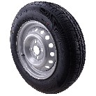155 R13 84N Komplettrad – Schrägansicht mit schwarzem Reifen und silberner Felge 4J x 13, 4 Löcher.