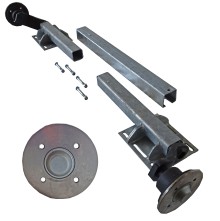 Anhängerachse – Frontansicht der verstellbaren universal Laufachse in Silber mit 4 x 100 Radanschluss und 750 kg Traglast.