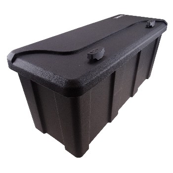 Boîte à timon en plastique noire – forme rectangulaire avec mécanisme de verrouillage, vue en angle sur fond blanc.