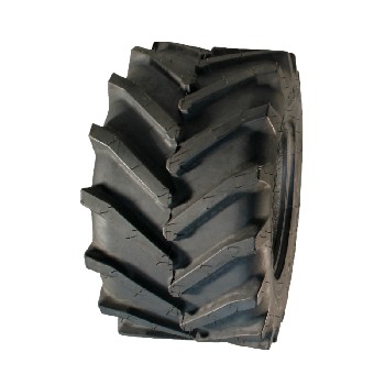 Vinkelvy av däck 18x8.50-10 Carlisle Tru Power – svart med aggressivt mönster och 4PR-betyg.