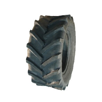 Sidevy – Däck 29x12.50-15 CARLISLE Tru Power med aggressivt mönster och 6PR-betyg, svart färg.