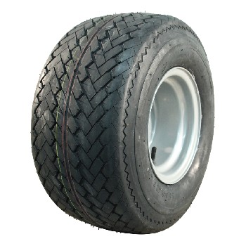 Dæk med mønster V-3504 – grå stålfælg fra KINGS TIRE – set fra vinkel på hvid baggrund.
