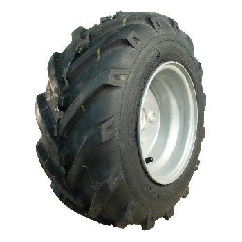Sido vy av ett svart däck 16x6.50-8 KINGS TIRE V-8501 – monterat på en robust stålfälg utan monteringshål.