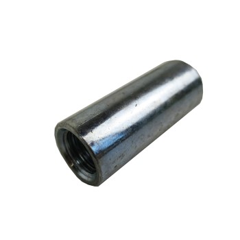 Écrou réducteur M10 à M12 – forme cylindrique en acier galvanisé de couleur argentée sur fond blanc.