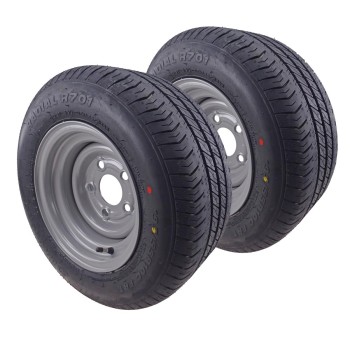 Edestä – musta 195/55 R10C rengas 6 x 10 vanteella, 5x112 pulttijako, valkoinen tausta.