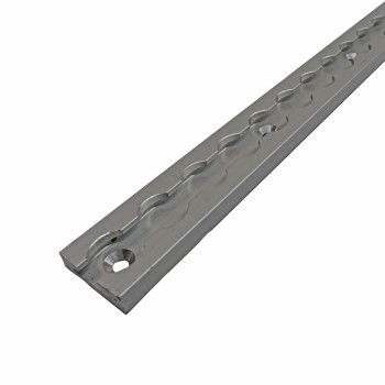 2m Airline ankerskinne – firkantet aluminiumsprofil med tre monteringshuller på en hvid baggrund.