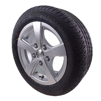 Vinkelvy av 195/50 R13C hjul – alufälg 6Jx13 ET30 med svart däck och silverfälg.