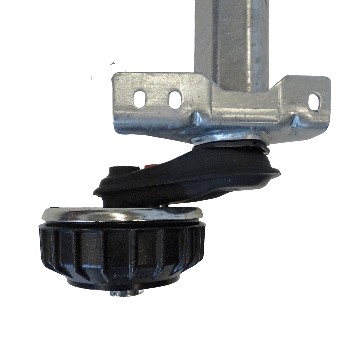Alko trailer axle Compact braked B1600-3 – detail view showing silver finish, brake actuator, and mounting bracket.