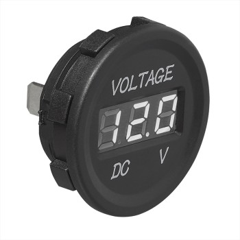 Digitalt voltmeter 6-30V – forfra med sort og hvid skærm på hvid baggrund.