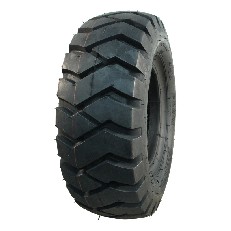 Däck 18x7-8 BKT PL-801 – robust traktordäck med aggressivt mönster och 16PR betyg, svart färg.