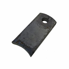 Toppvy – svetsad stötdämparhållare i råstål med rundade kanter och ett monteringshål.