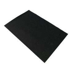 Liukuestematto 1200 x 800 x 3mm – musta kumirakeesta valmistettu liukastumista estävä matto.