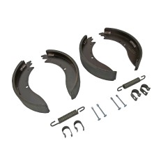 Bremseklodser – sorte og metallisk grå, med fjeder og monteringsklip, set forfra.