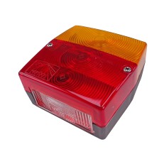 Luce Aspöck 3 camera Minipoint – vista angolata con lenti rosse e arancioni e illuminazione per targa.