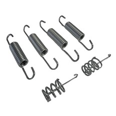 Spring set suitable f. Knott / BPW – front view showing silver coil spring with hook ends on a plain white background