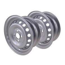 Vue de face – jante en aluminium argentée 4.5J x 13 H2 avec 4 trous et trou central de 57 mm.