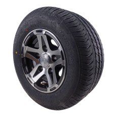 Vinkelvy av 195/55 R10C hjul med aluminiumfälg 6J x 10 – svart däck och silverfälg på vit bakgrund.