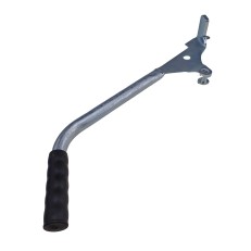 Leva del freno a mano – vista laterale – con impugnatura in gomma nera e finitura galvanizzata argentata.