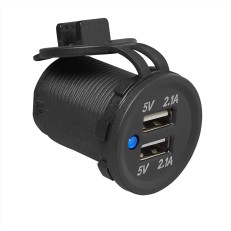 Prise USB double intégrée – vue de face – deux ports USB 2.1A sur fond blanc avec témoin lumineux bleu.