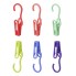 6er Set Wäsche Klammern mit Haken – Frontansicht in Rot und Grün, ideal für Camping und Haushalt.