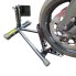 Motorrad Standschiene – Seitenansicht in schwarz mit verstellbarem Radhalter und gummierten Füßen.