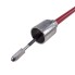 Bowdenzug – Detailansicht mit rotem Kabel und glockenförmigem Ende aus silbernem Metall