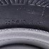 Detaljvy av 155 R13 84N hjul – svart och grå fälg, 4,5 J x 13, 4 hål LK 4x100 för biltrailer.